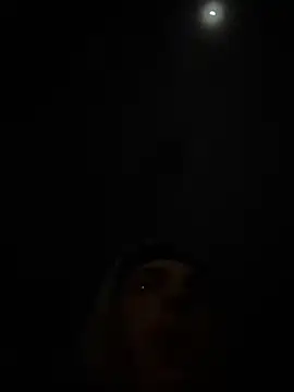 slimshadypt2 online show from February 26, 4:44 am
