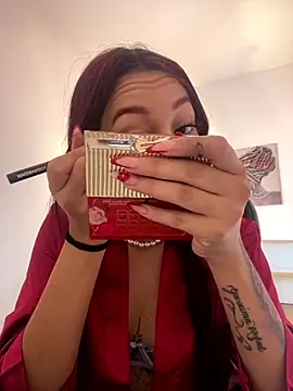 StephanyRouss online show from December 4, 11:13 pm