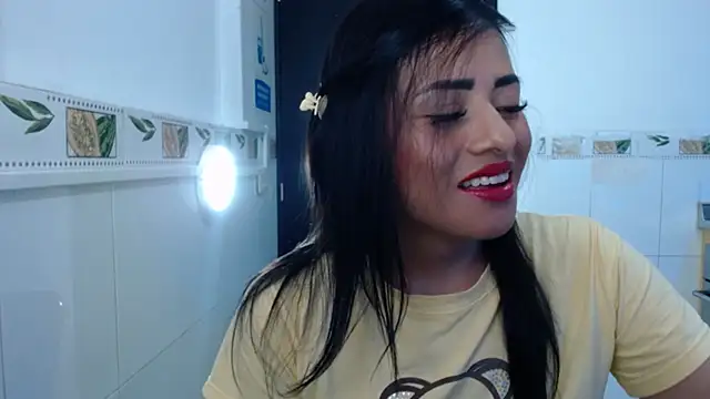 Snapshot of karla_al chatting on December 4, 8:06 pm karla al online show from December 4, 8:06 pm