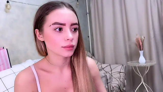 stellarblush online show from November 5, 8:20 pm