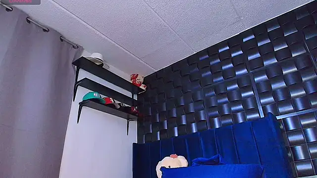 Snapshot of Kesha_rosse_ chatting on October 30, 4:36 am Kesha rosse online show from October 30, 4:36 am