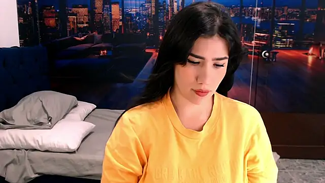 Snapshot of EmilyyCarterr chatting on November 19, 12:54 am EmilyyCarterr online show from November 19, 12:54 am