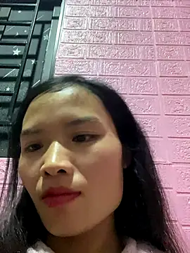 Snapshot of Yunzang chatting on December 5, 12:58 pm Yunzang online show from December 5, 12:58 pm