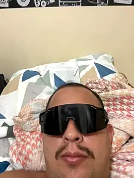 Honorat1 online show from October 27, 3:10 am