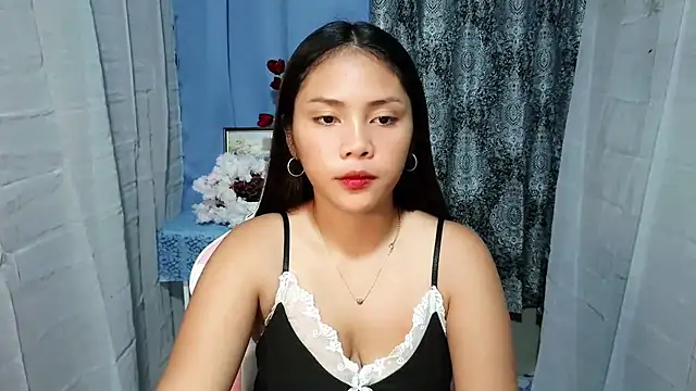 Mia Cally online show from November 29, 3:59 pm