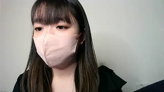 Snapshot of yua_chan00 chatting on January 10, 1:57 pm yua chan00 online show from January 10, 1:57 pm