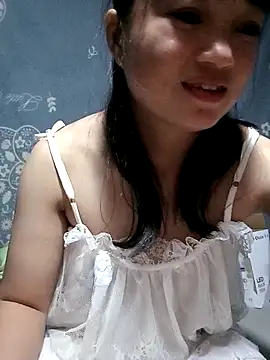 Snapshot of Noelle-e chatting on December 2, 12:54 pm Noelle-e online show from December 2, 12:54 pm