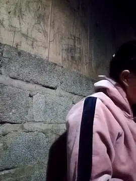 Snapshot of Noelle-e chatting on January 7, 12:24 am Noelle-e online show from January 7, 12:24 am