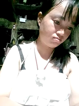 Snapshot of Noelle-e chatting on March 19, 10:25 pm Noelle-e online show from March 19, 10:25 pm