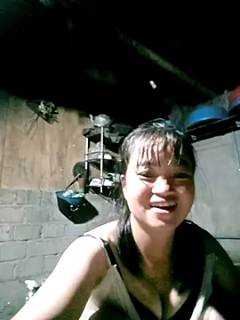 Snapshot of Noelle-e chatting on March 20, 11:09 pm Noelle-e online show from March 20, 11:09 pm