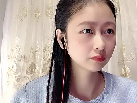 Snapshot of nuannuan35593 chatting on November 2, 11:34 am nuannuan35593 online show from November 2, 11:34 am