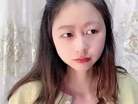 Snapshot of nuannuan35593 chatting on November 3, 12:28 pm nuannuan35593 online show from November 3, 12:28 pm