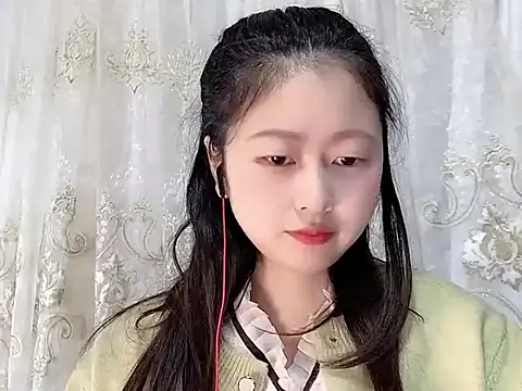 Snapshot of nuannuan35593 chatting on November 6, 12:06 pm nuannuan35593 online show from November 6, 12:06 pm