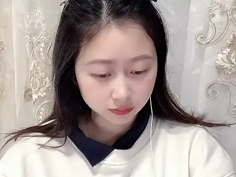 Snapshot of nuannuan35593 chatting on November 17, 12:00 pm nuannuan35593 online show from November 17, 12:00 pm