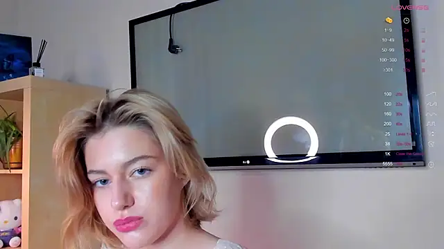 Alice Presly online show from November 18, 1:33 am