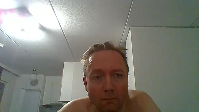 Snapshot of Timka69 chatting on November 8, 3:12 pm Timka69 online show from November 8, 3:12 pm