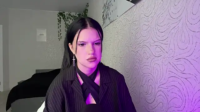 Snapshot of Sylira_fable chatting on November 8, 1:00 pm Sylira fable online show from November 8, 1:00 pm