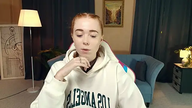 Snapshot of AddieOsler chatting on November 22, 7:46 pm AddieOsler online show from November 22, 7:46 pm