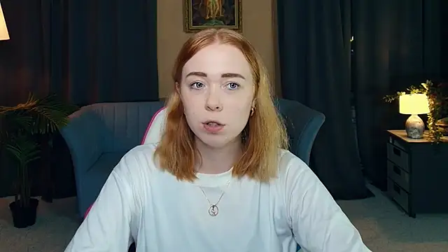 Snapshot of AddieOsler chatting on December 14, 9:41 pm AddieOsler online show from December 14, 9:41 pm