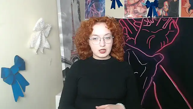 MissAriaa online show from February 18, 7:04 am