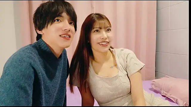 Snapshot of Yuzuha_chan chatting on December 5, 12:58 pm Yuzuha chan online show from December 5, 12:58 pm