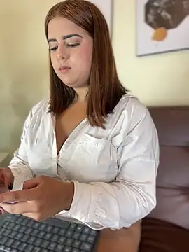 RileyFlame online show from November 8, 4:18 pm