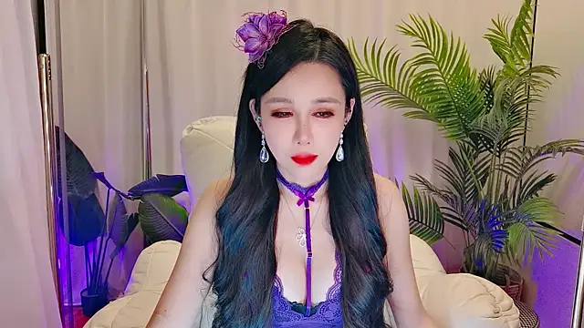 Snapshot of Vv123668 chatting on November 11, 1:55 pm Vv123668 online show from November 11, 1:55 pm