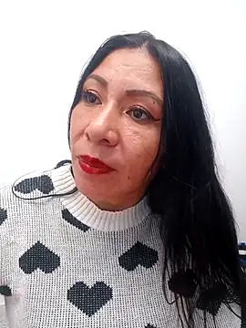 Snapshot of Esmeralda_546 chatting on February 24, 1:53 pm Esmeralda 546 online show from February 24, 1:53 pm