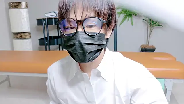 osu-nari kun online show from November 19, 2:39 pm