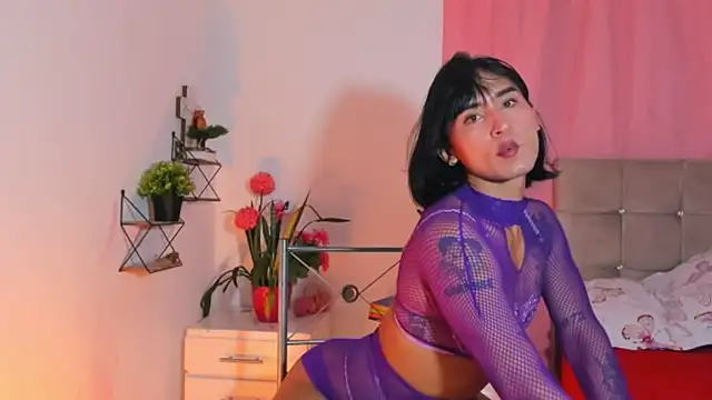 Snapshot of nahomi28_ chatting on November 15, 5:42 pm nahomi28 online show from November 15, 5:42 pm