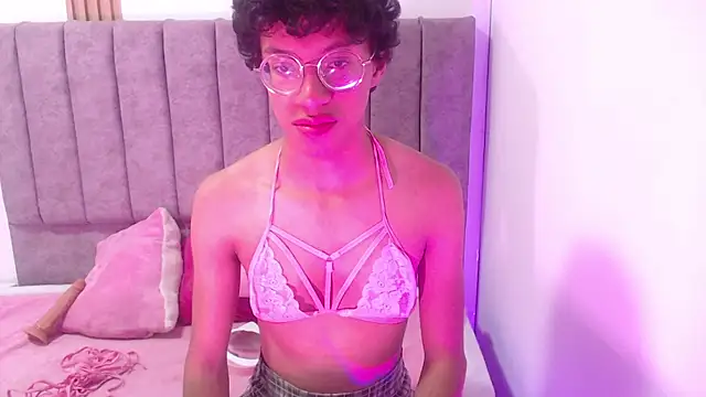 Snapshot of Athenea_Zoe chatting on November 10, 11:48 pm Athenea Zoe online show from November 10, 11:48 pm