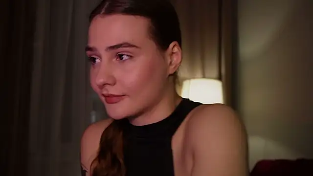 Snapshot of blooomis chatting on November 5, 3:56 pm blooomis online show from November 5, 3:56 pm