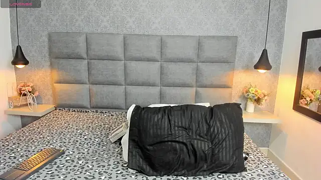 Snapshot of Luna_Bella3 chatting on November 24, 11:32 am Luna Bella3 online show from November 24, 11:32 am