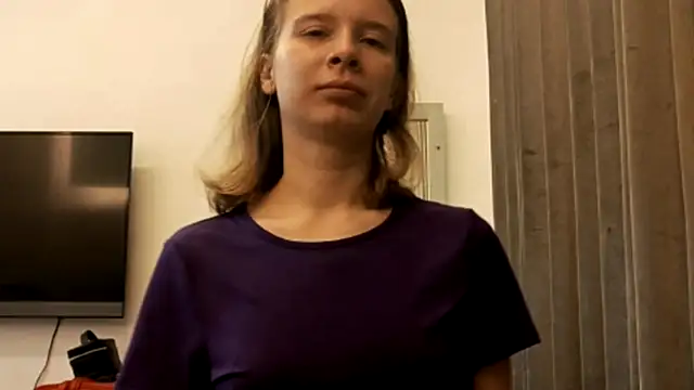 Snapshot of MargaretFairy chatting on November 29, 6:22 pm MargaretFairy online show from November 29, 6:22 pm