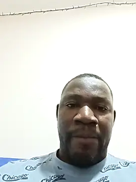 Snapshot of shoodly99 chatting on January 6, 2:04 am shoodly99 online show from January 6, 2:04 am