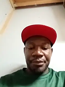 Snapshot of shoodly99 chatting on January 6, 3:05 pm shoodly99 online show from January 6, 3:05 pm