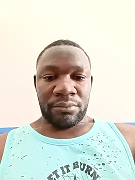 Snapshot of shoodly99 chatting on January 15, 8:01 pm shoodly99 online show from January 15, 8:01 pm