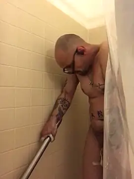 meatzzzzzz online show from March 26, 11:27 am