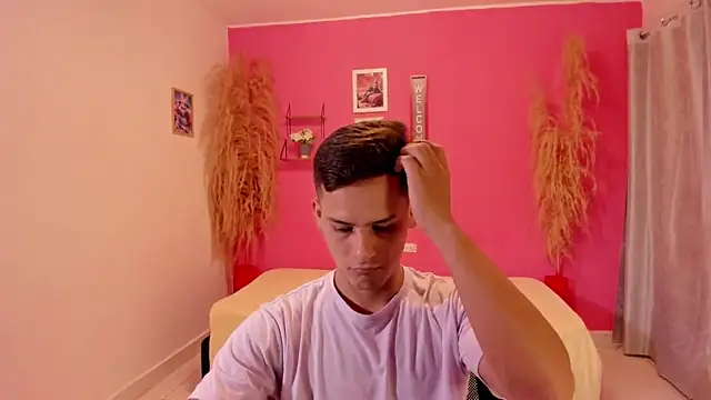 elmasmas01 online show from November 5, 4:40 pm