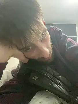 Snapshot of Dondeloquieras4 chatting on February 8, 11:52 pm Dondeloquieras4 online show from February 8, 11:52 pm