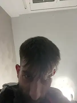 Snapshot of Dondeloquieras4 chatting on February 22, 3:18 am Dondeloquieras4 online show from February 22, 3:18 am