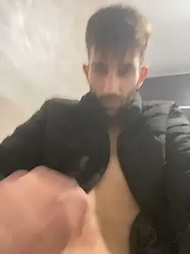 Snapshot of Dondeloquieras4 chatting on March 2, 7:21 pm Dondeloquieras4 online show from March 2, 7:21 pm