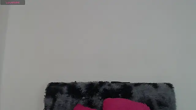 Snapshot of Mia_fox29 chatting on November 5, 7:03 pm Mia fox29 online show from November 5, 7:03 pm