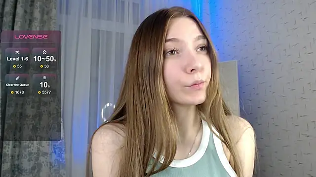 Snapshot of miragge_ chatting on December 13, 10:48 pm miragge online show from December 13, 10:48 pm