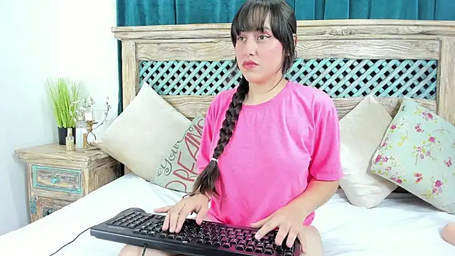 Snapshot of Cassandra_Armani chatting on March 22, 4:27 am Cassandra Armani online show from March 22, 4:27 am