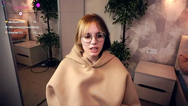 Snapshot of KellePourier chatting on January 31, 7:11 pm KellePourier online show from January 31, 7:11 pm