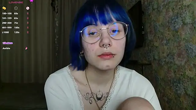 Snapshot of KellePourier chatting on February 20, 6:19 pm KellePourier online show from February 20, 6:19 pm