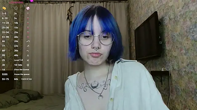 Snapshot of KellePourier chatting on February 25, 6:39 pm KellePourier online show from February 25, 6:39 pm