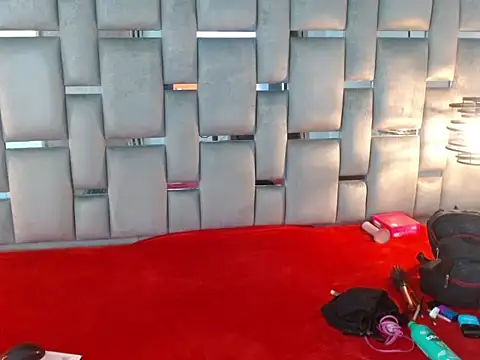 Snapshot of Memi_xxx chatting on November 9, 3:49 am Memi xxx online show from November 9, 3:49 am