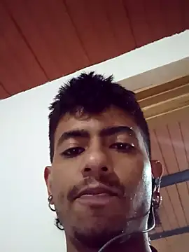 SkinniYamo online show from March 6, 7:54 pm